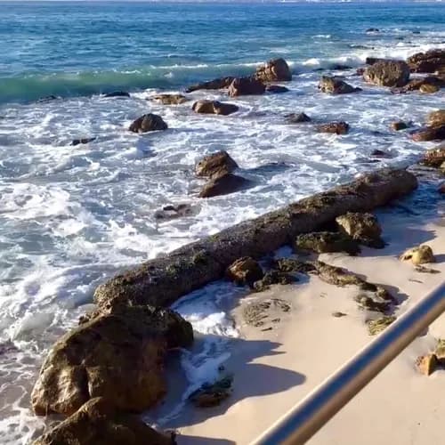 Anonymous Cape Town family donates towards St James coastal walkway extension