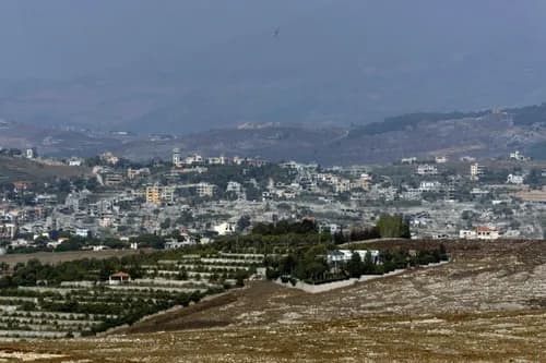 Israel refuses to withdraw from more south Lebanon areas at talks: source