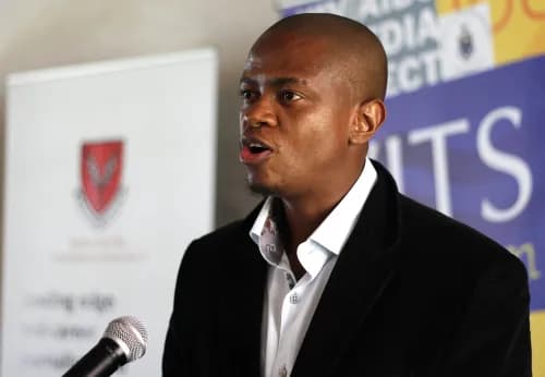 Arena Holdings reinstates 'Sunday Times' editor Makhudu Sefara after investigation finds no misconduct